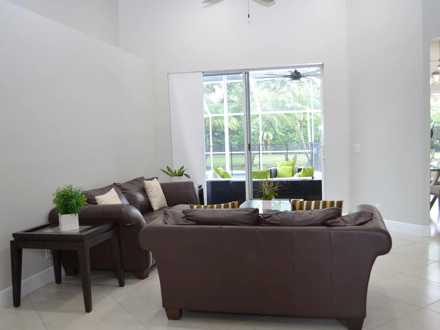 4 bed, 3.0 bath, 2535 sqft, $7,500 — Photo 3