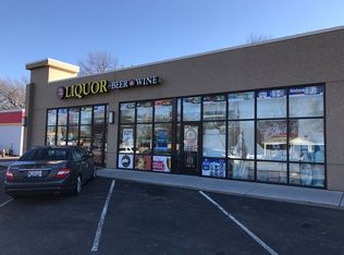 11208 Manchester Rd, Kirkwood, MO 63122