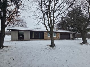 7858 Birch Dr, Vestaburg, MI 48891