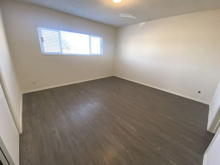 4821 W. 117th Street — Photo 13
