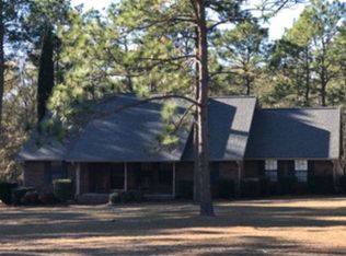 303 Dewayne Dykes Rd, Vidalia, GA 30474