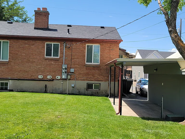 North Salt Lake Upstairs Duplex — Photo 10
