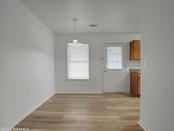 4th image of 116 Ribbon Cane Dr