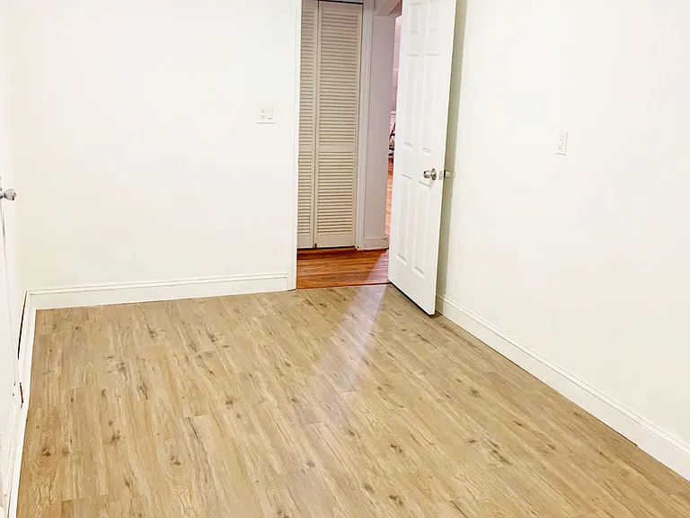 2019 Lurting Ave #1 — Photo 6