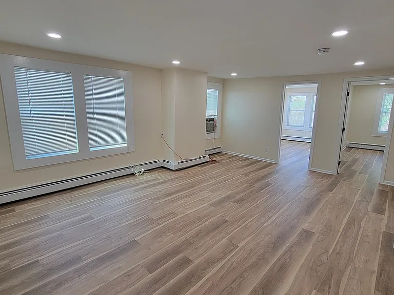 228 Orchard St #3L — Photo 8
