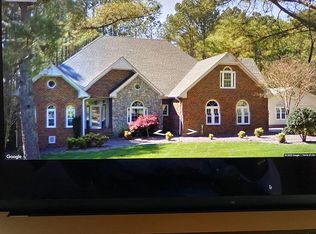 905 Rockfall Ct, Raleigh, NC 27614