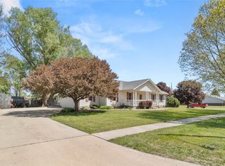 1405 W Jefferson St, Winterset, IA 50273