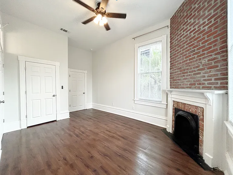 414 E Gwinnett St #414 — Photo 8