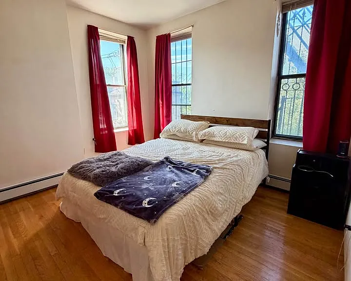 31 Fort Ave #2 — Photo 18