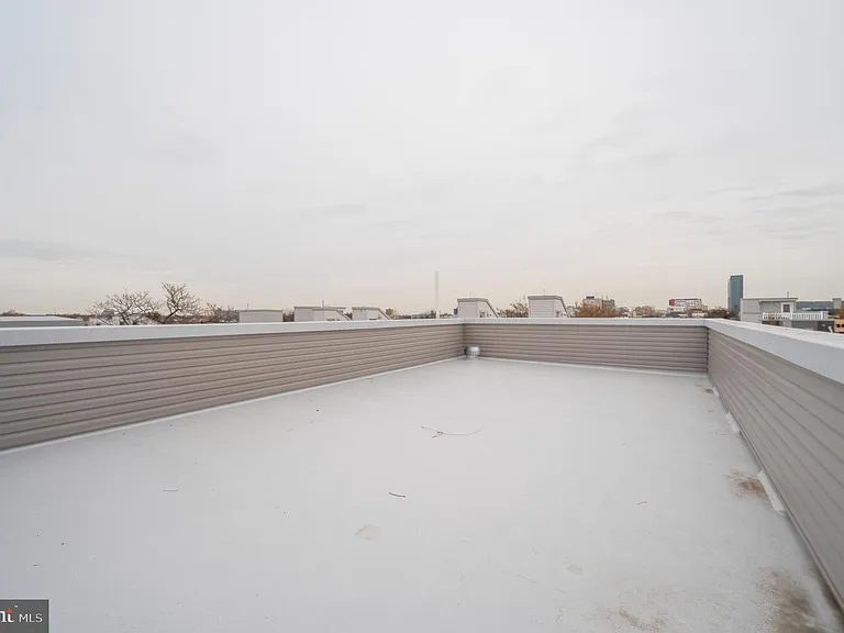 1721 N 21st St #C — Photo 17