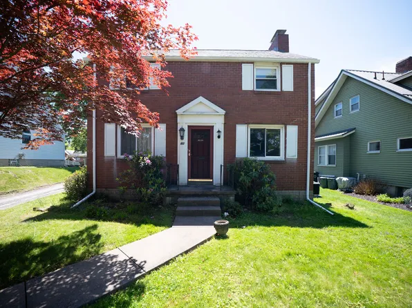 812 Pennsylvania Ave, Oakmont, PA 15139