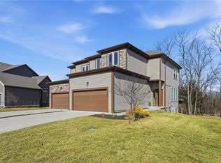 22402 W 76th St, Shawnee, KS 66227