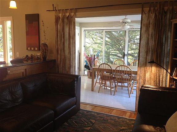 13-Living Room.Main Level.4