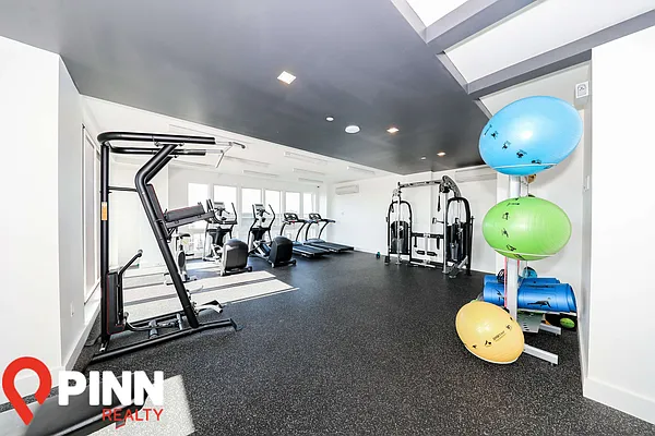 Rented by Pinn Realty | media 9