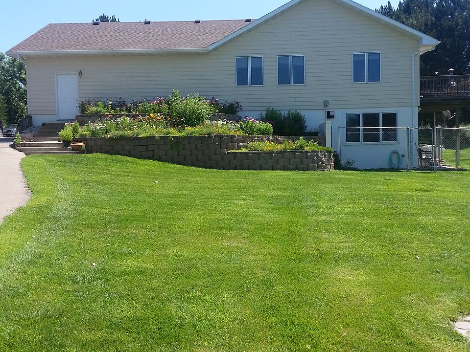 2nd image of 166 Hillcrest Dr