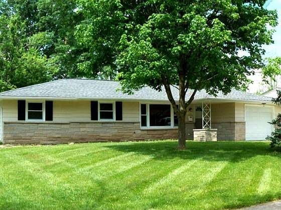 2nd image of 2823 Bosworth Dr