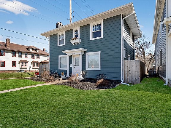 2nd image of 2841 Ruckle St