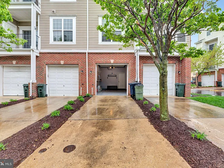 5502 Capital Gateway Dr #418 — Photo 26