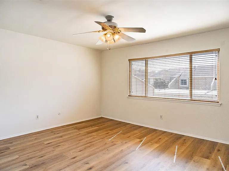 11609 Village Place Dr #175 — Photo 22