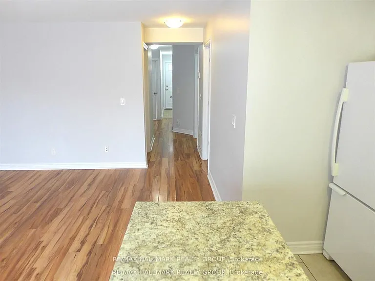216 Carillon St #3 — Photo 10