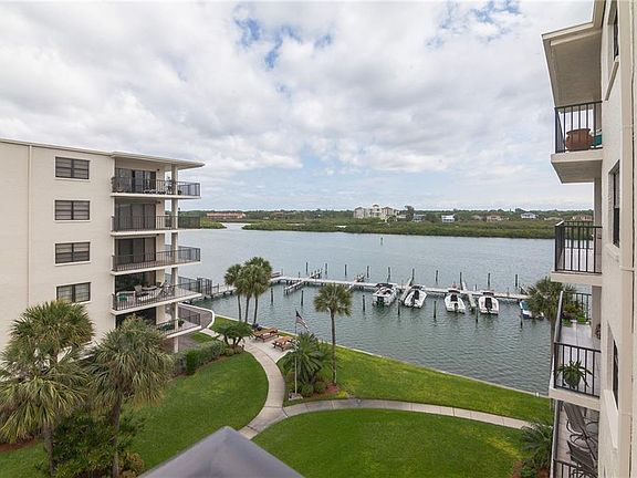 2nd image of 19531 Gulf Blvd APT 518