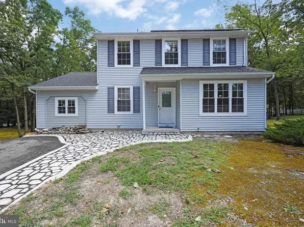 126 Arcadian Dr, Sicklerville, NJ 08081