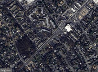 2576 Chain Bridge Rd, Vienna, VA 22181