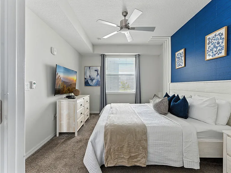 Paradox Cir — Photo 20
