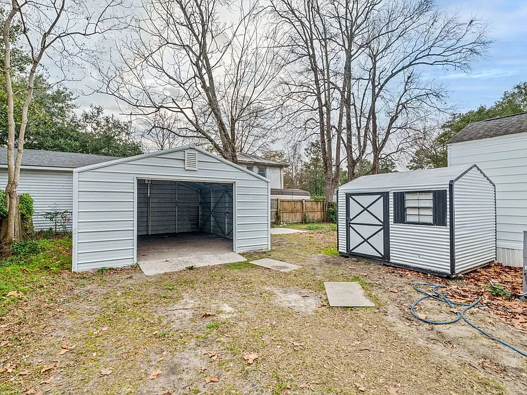 5744 Hoover Ave — Photo 15