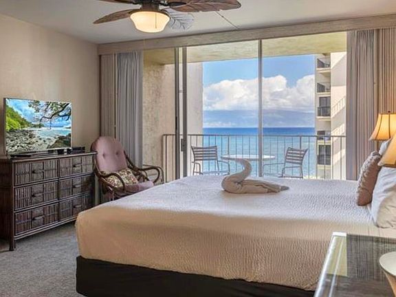 4th image of 4365 Lower Honoapiilani Rd #505