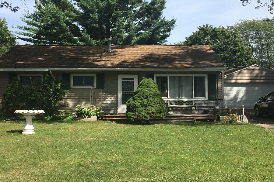 6051 Springdale Blvd, Grand Blanc, MI 48439 Zillow