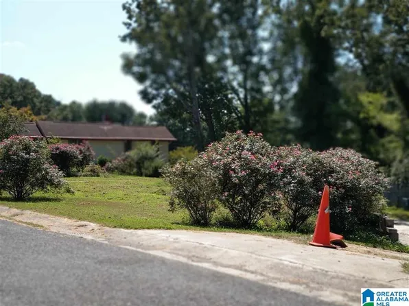 2432 Forest Hill Dr #2432, Birmingham, AL 35214