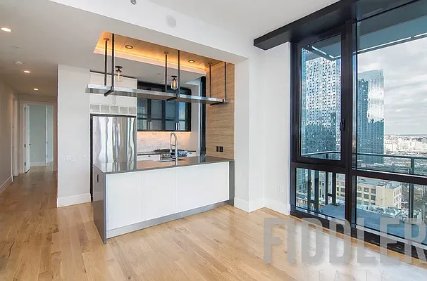 Rented by The KCI Group | media 72