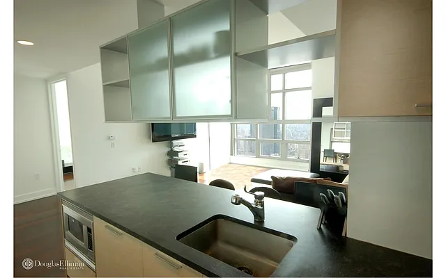 Rented by Douglas Elliman | media 18