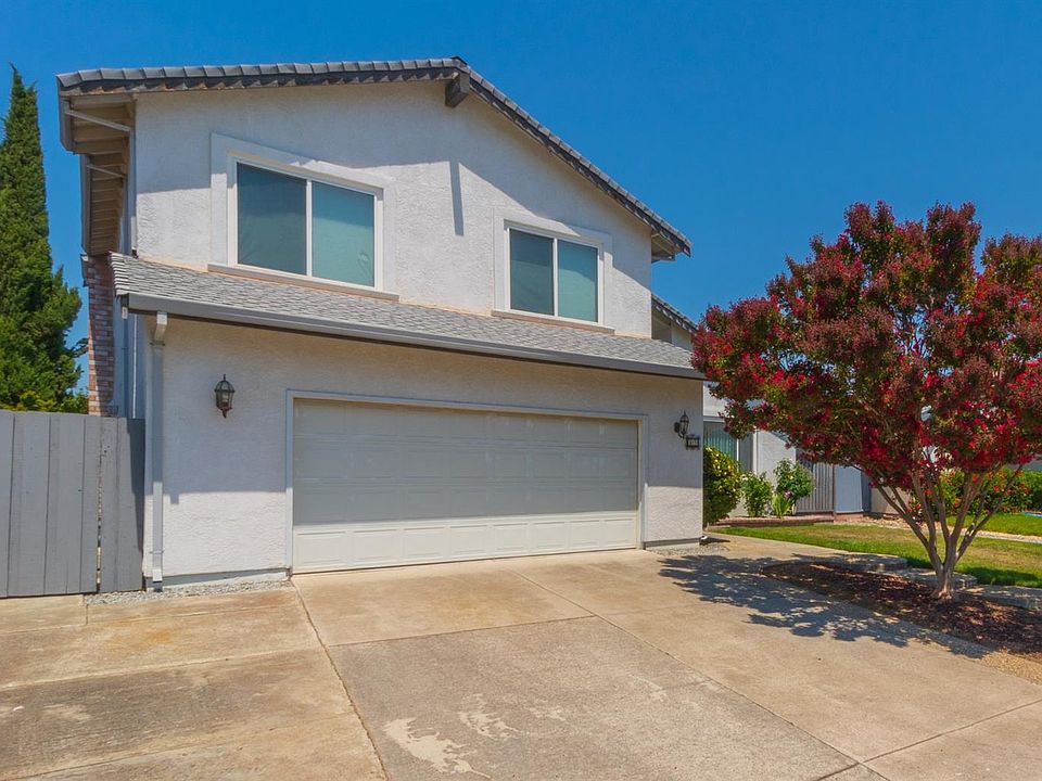 1st image of 89 Rosewell Way