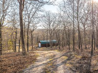 83 Minx Valley Dr, Roach, MO 65787