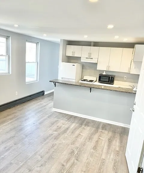 141 Canal St #4 — Photo 2