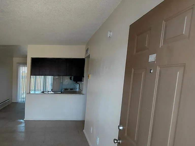 1360 E. Drexel Road — Photo 3