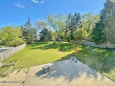 689 Hill Rd — Photo 17