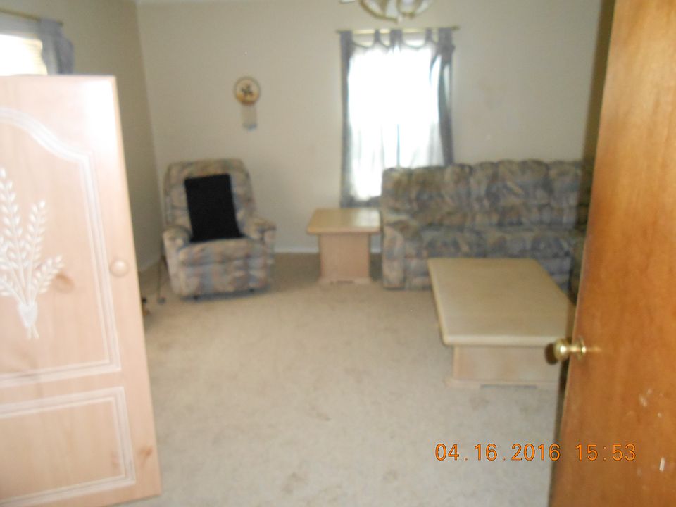 2nd image of 35 Thornton St