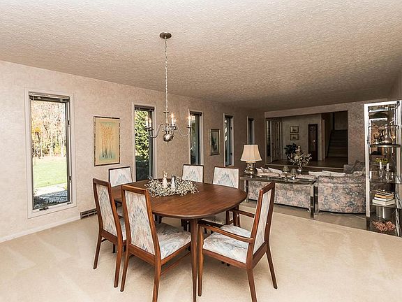 5th image of 5132 Hawthorne Valley Dr
