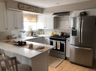 27 Rye Ave, Staten Island, NY 10312