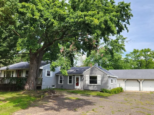 323 98th Ln NW, Coon Rapids, MN 55433