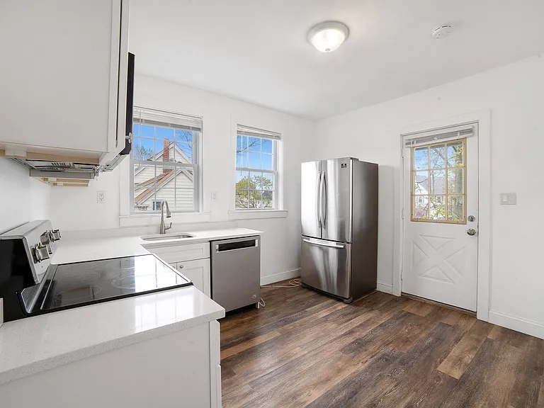 276 Fayette St #274 — Photo 2