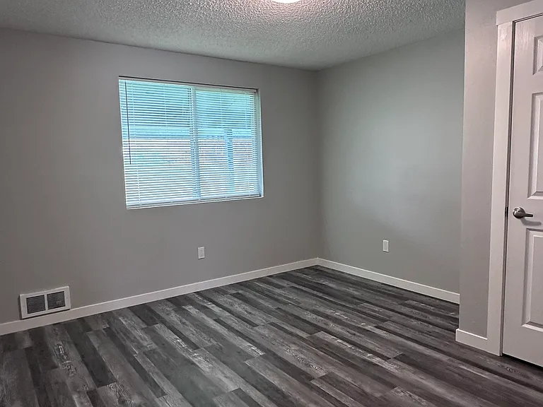 1050 N 21st St #1 — Photo 7