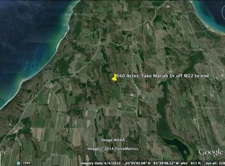 7250 N Mariah Ln, Northport, MI 49670