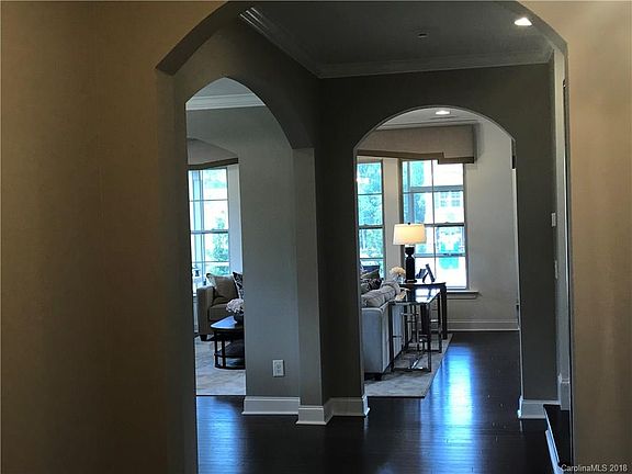 3rd image of 905 Ashton Ct N #65