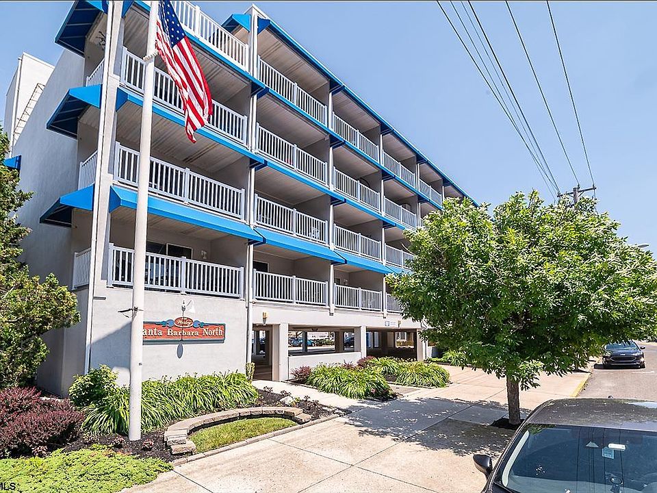 1st image of 928 Wesley Ave #409