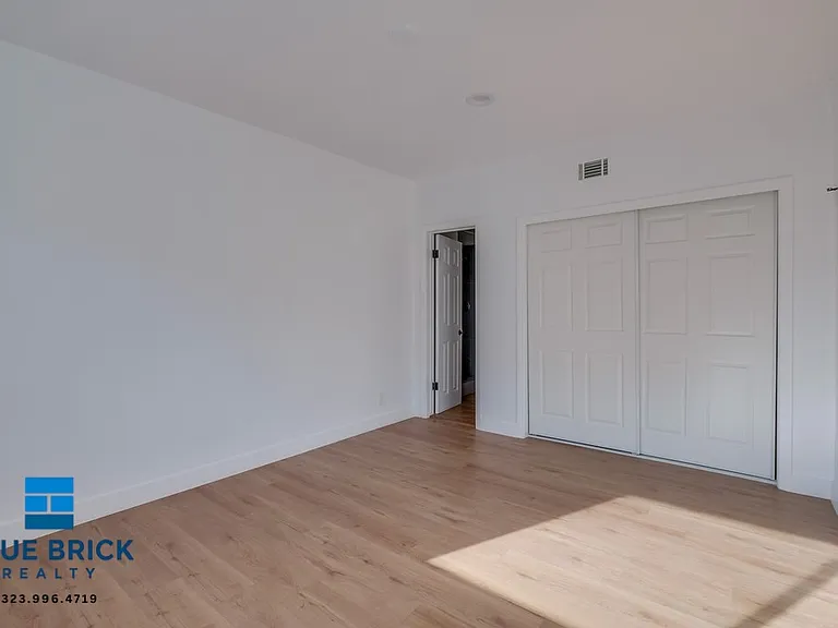 5312 Corteen Pl #16 — Photo 43