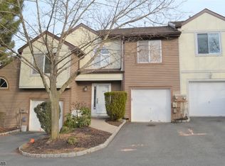 1402 Park Pl, Springfield, NJ 07081